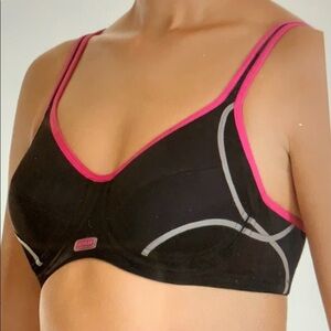 Berlei Electrify Underwire High Impact Sports Bra